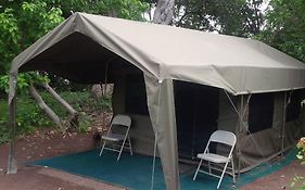 Xakanaka Mobile Camp Hotel Xakanaxa Botswana